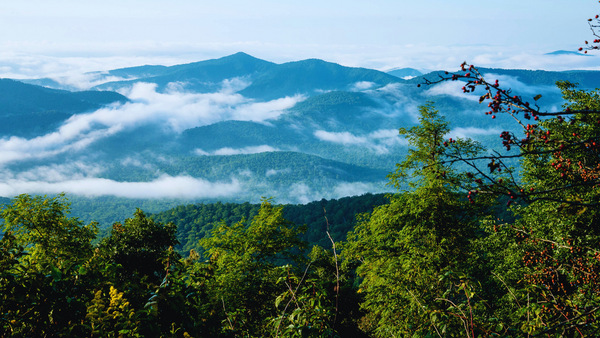 How Weather Patterns in the Smoky Mountains Affect Golfing